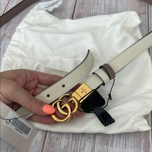 $1,185 New Authentic Reversible GUCCI 100-40 Belt GG LOGO beige Ivory white
